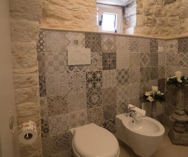 Trullo Melograno - Dimore Nel Tempo بيت للعطل ألبيروبيللو